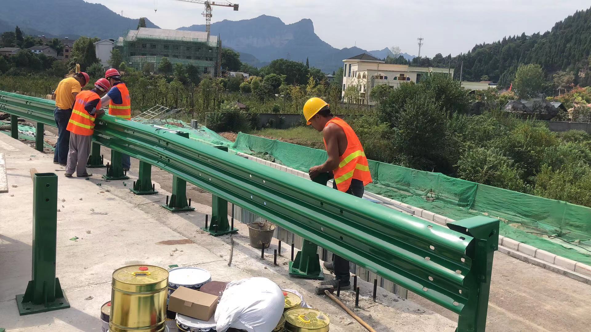 彭州市防撞波形护栏热镀锌波形护栏 - 推荐